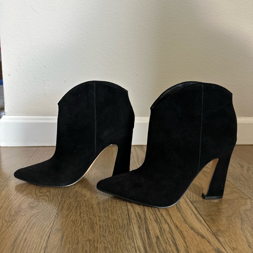 Marc Fisher LTD Elegant Black Suede Ankle Boots